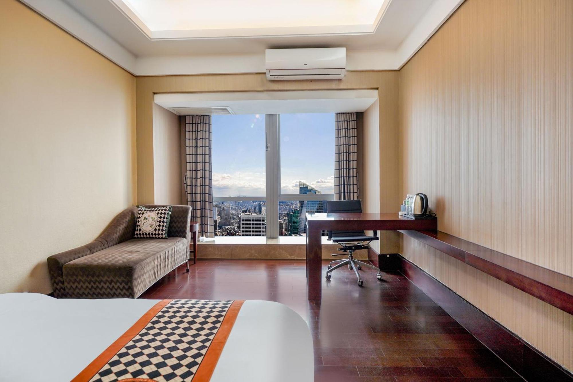 Ht Legend Hotel Changgang Metro Station Exit F -Direct To Canton Fair Экстерьер фото