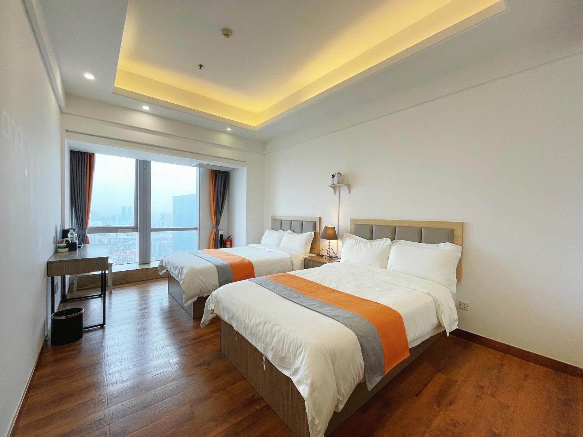 Ht Legend Hotel Changgang Metro Station Exit F -Direct To Canton Fair Экстерьер фото